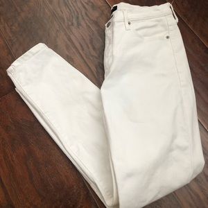 Banana Republic skinny petit white jeans